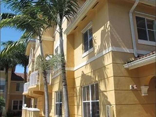 Townhouse for rent in Miami, Florida
