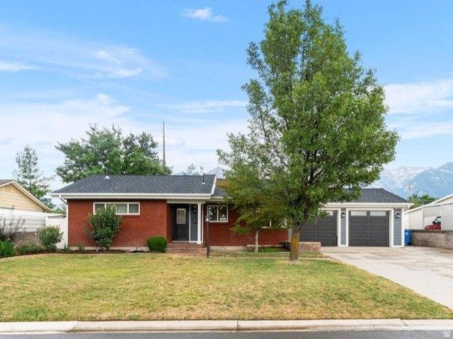 House for sale in Sandy, Utah