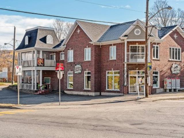 Commercial for sale in Coaticook, Quebec