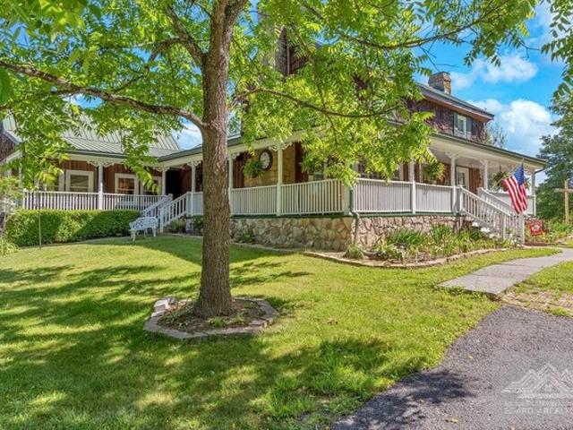 House for sale in Pipestem, West Virginia