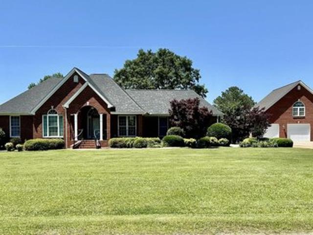 House for sale in Centre, Alabama