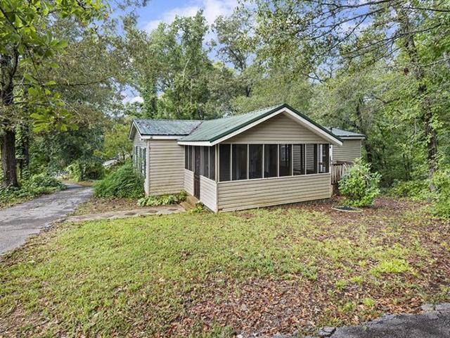 House for sale in Ware Shoals, Greenwood County