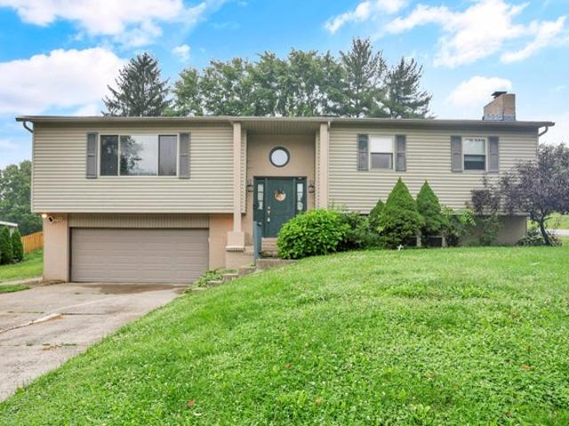 House for sale in Heath, Ohio