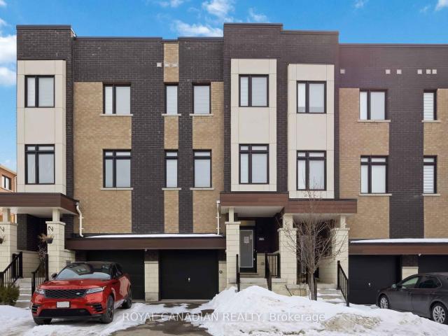 Townhouse for sale in Woburn, Ontario