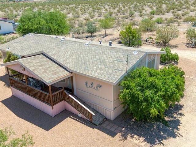 House for sale in Golden Valley