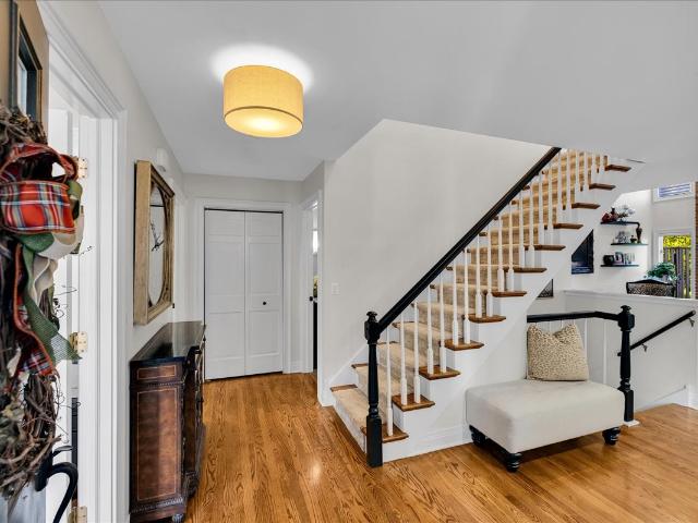 Townhouse for sale in Saddlewood, Glen Ellyn