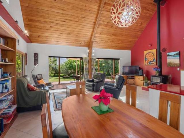 House for sale in Matapouri, Northland
