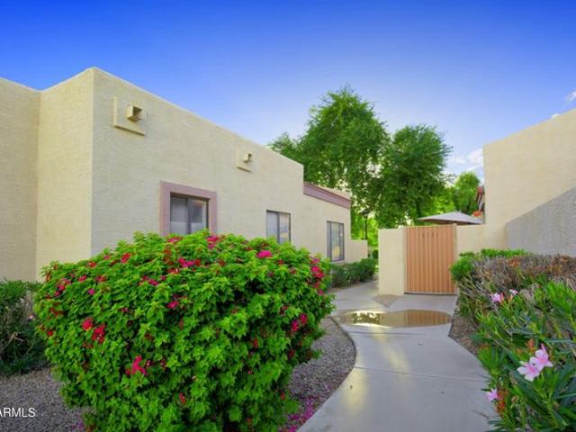 Townhouse for sale in Glendale, Arizona