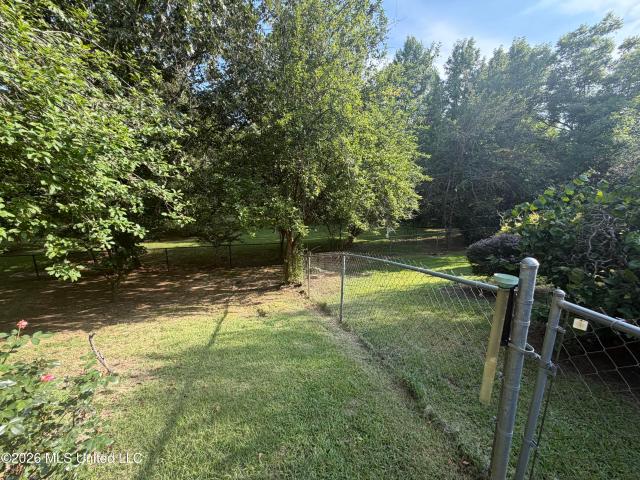House for sale in Nesbit, Mississippi