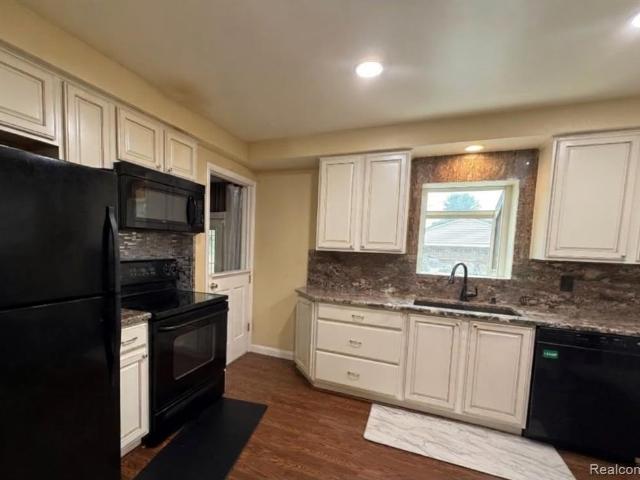 Property for rent in Sterling Heights, Michigan