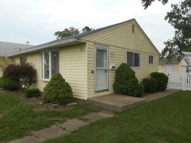 House for sale in Hometown, Illinois
