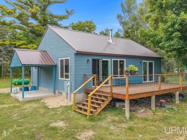 House for sale in Rapid River, Masonville Township