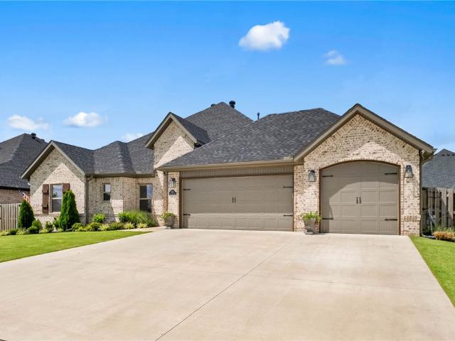 House for sale in Ark