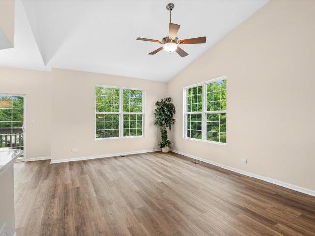 Townhouse for sale in Grayslake, Illinois