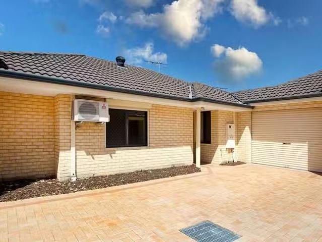 House for rent in Warwick, Western Australia