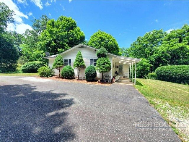 House for sale in Spruce Pine, North Carolina
