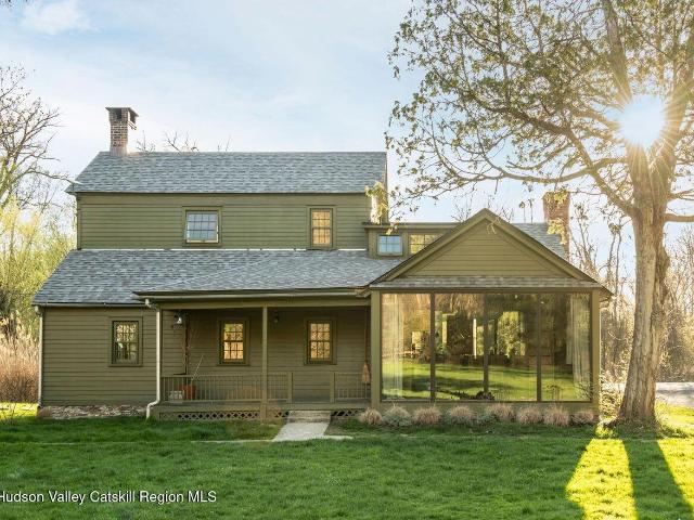 House for sale in Schodack Landing, New York