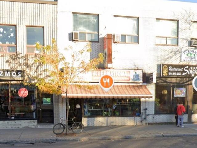Commercial for rent in St. Leonard's, Quebec