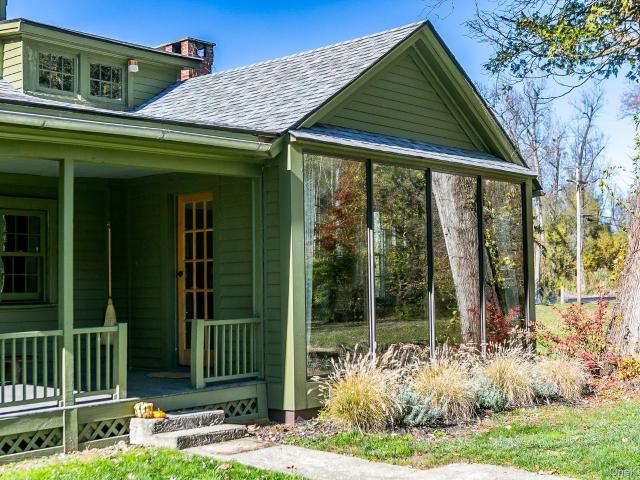 House for sale in Schodack Landing, New York
