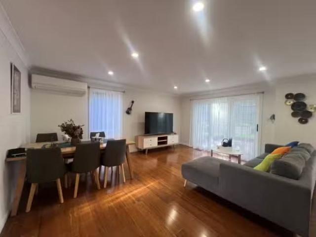 Apartment for rent in Mont Albert