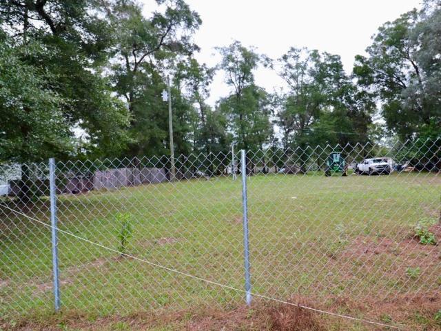 Land for sale in Midway, Florida