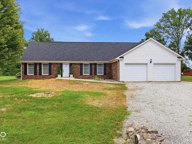 House for sale in Fountaintown, Shelby County
