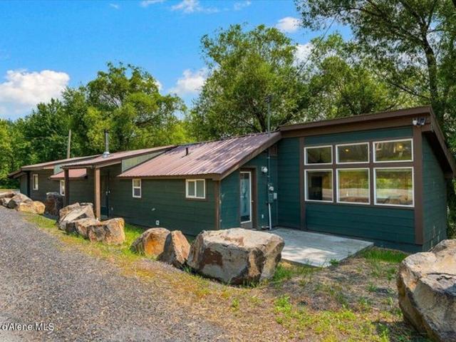House for sale in Saint Maries, Idaho