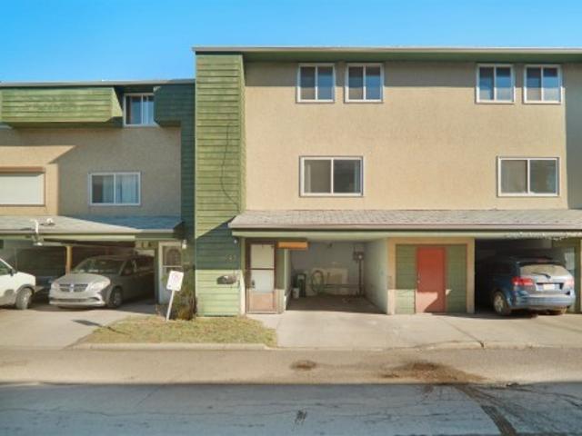 Townhouse for sale in Wedgewood, Alberta
