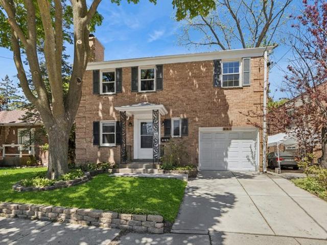 House for sale in Highland Park, Illinois