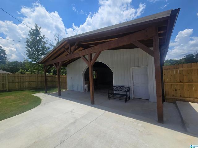 Commercial for sale in Clanton, Alabama