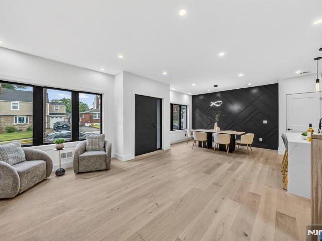 House for sale in Ridgefield, New Jersey