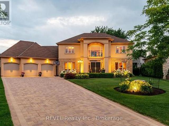 House for sale in Niagara, Ontario