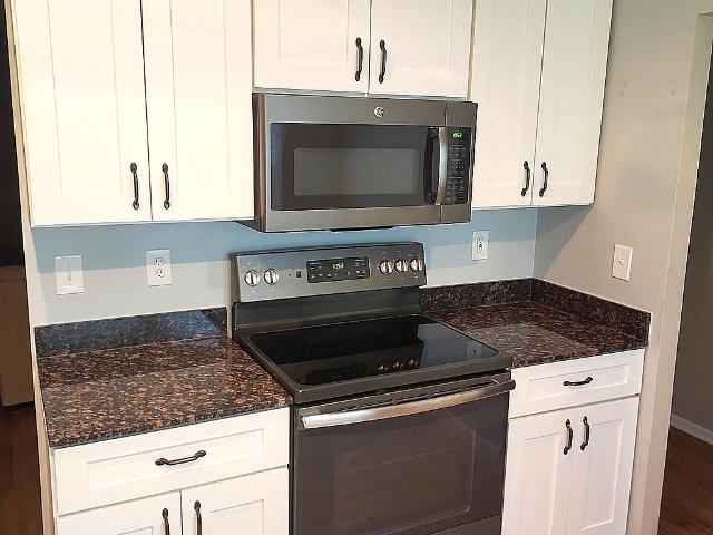 Condo for sale in Raintree, Olmsted Falls