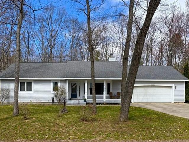 House for sale in Green Lake, Michigan