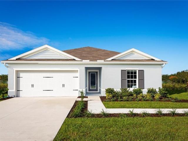 House for sale in Oxford, Florida