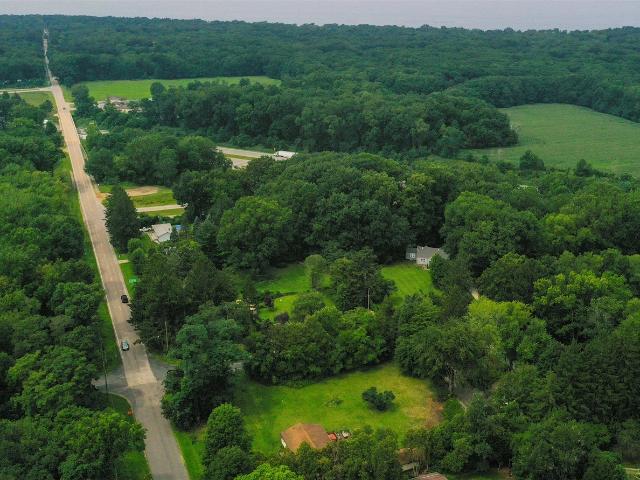 House for sale in Hooks Corner, Chikaming Township