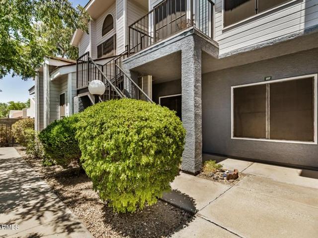 Condo for sale in Glendale, Arizona