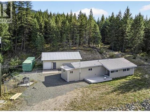 House for sale in Louis Creek, British Columbia