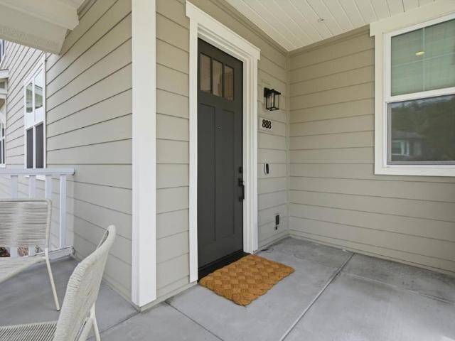Condo for sale in San Mateo, California
