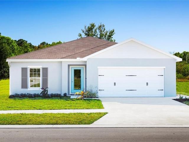 House for sale in Oxford, Florida