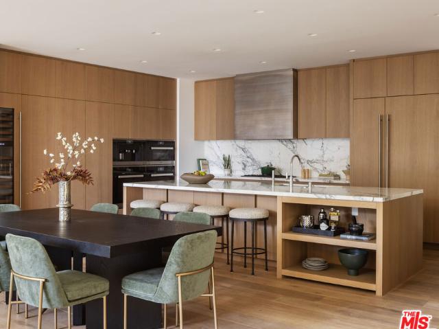 Condo for sale in West Hollywood, Los Angeles County