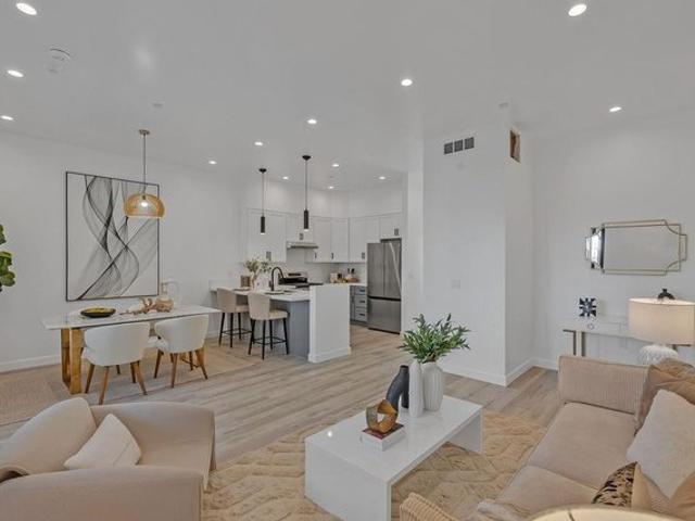 Condo for sale in San Mateo, California