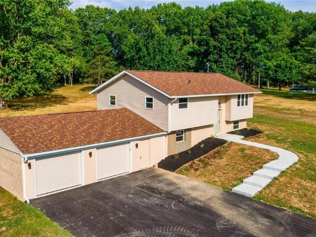 House for sale in Bloomingdale, Ohio