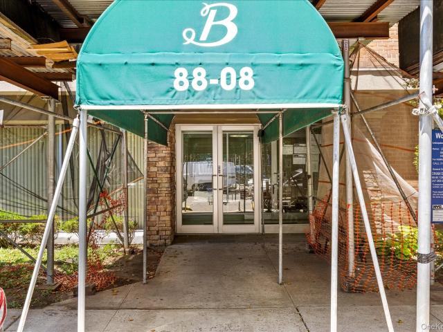 Property for sale in Queens, Arverne