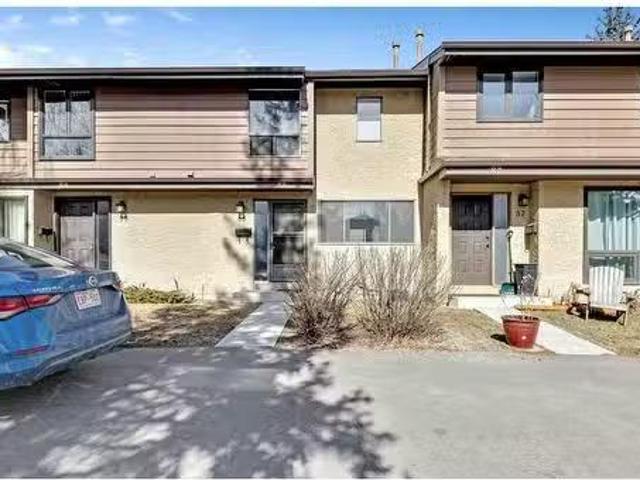 Condo for sale in Northwest, Alberta