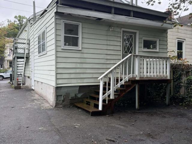 House for sale in City of Rensselaer, Rensselaer County