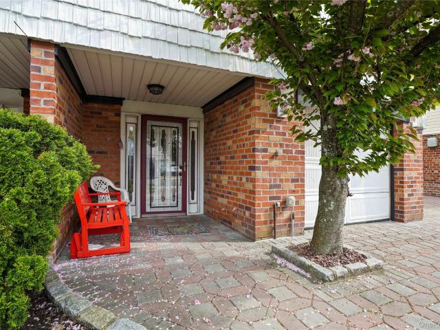 House for sale in Queens, Arverne