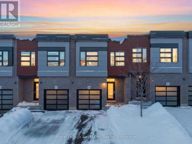 Townhouse for sale in Guelph, Ontario