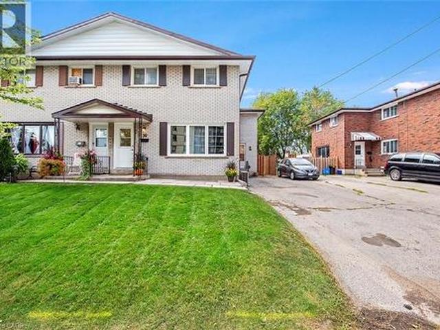 House for sale in Ancaster, Ontario
