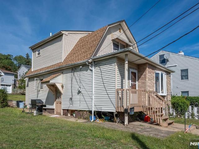 House for sale in Passaic, New Jersey